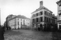 B025935