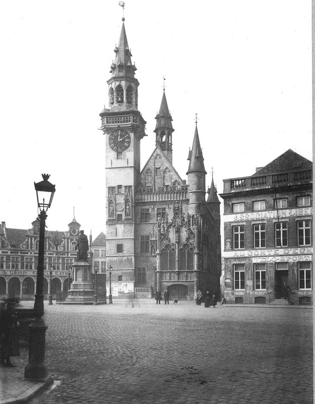 beffroi / Schepenhuis[Aalst]