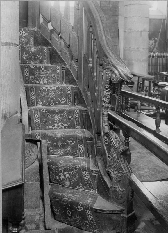 chaire de vérité / Eglise Saint-Pierre[Chênée]