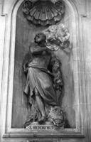B027403