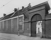B028177