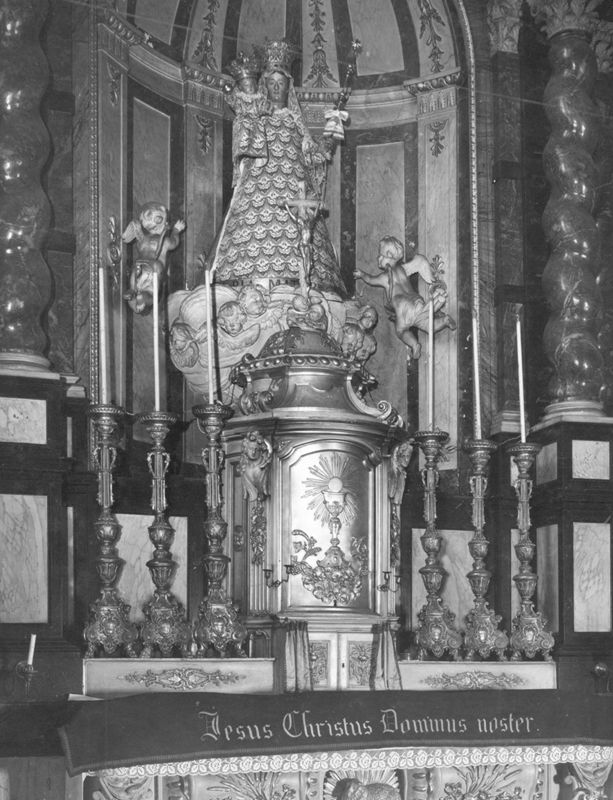 autel latéral / Eglise Notre-Dame de la Chapelle[Bruxelles]