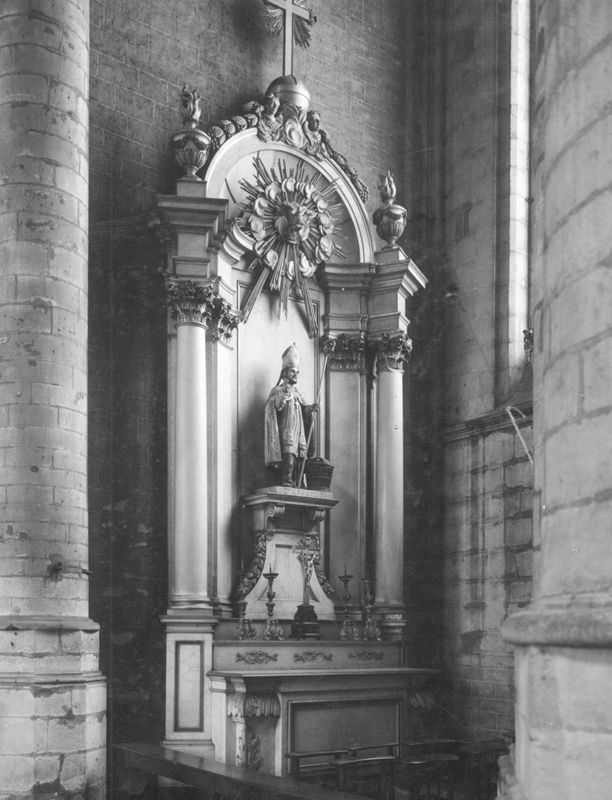 autel latéral / Eglise Notre-Dame de la Chapelle[Bruxelles]