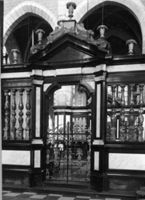 B029485