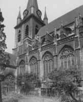 B029856