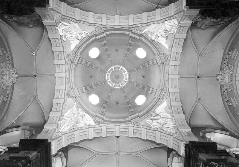 coupole[voûte] / Église Notre-Dame aux Riches Claires (Bruxelles)