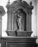 B032570