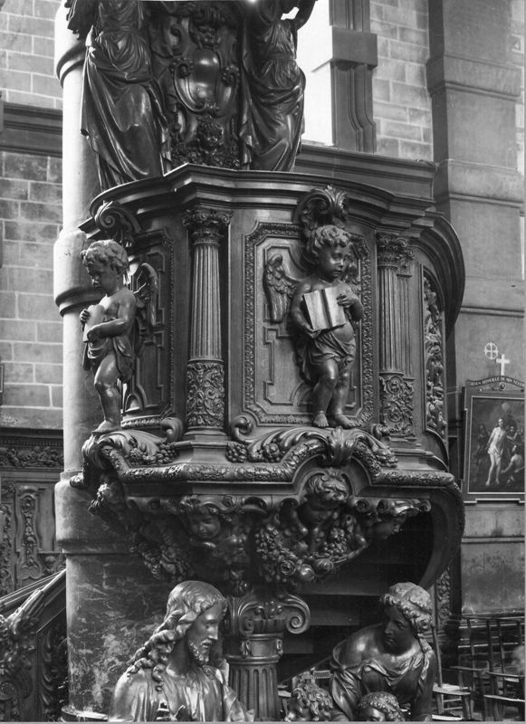 chaire de vérité / Eglise Saint-Loup[Namur]