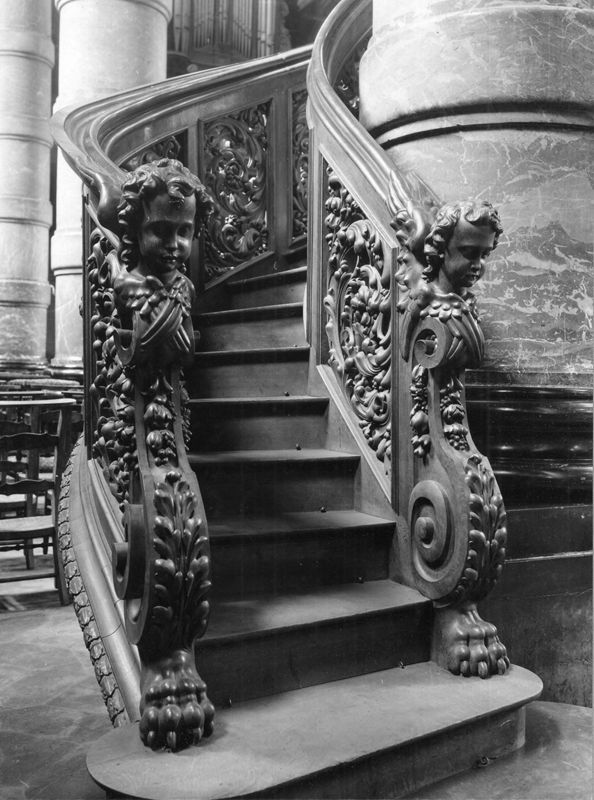 chaire de vérité / Eglise Saint-Loup[Namur]
