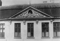 B032873
