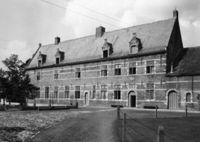 B032904
