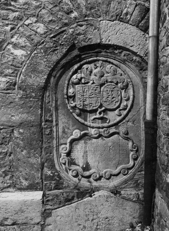 Dalle funéraire d'Hubert de Coels et de Marie de Noirfalize