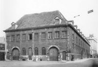 B033706