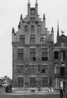 B033725