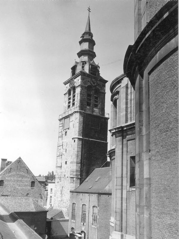 cathédrale / Cathédrale Saint-Aubain