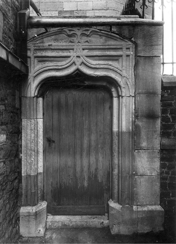 porte à un battant / Eglise Saint-Georges[Limbourg]