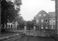 B034308