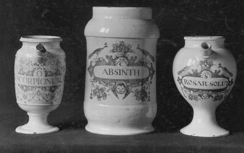 pot de pharmacie / Oudheidkundig Museum