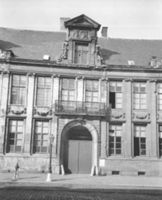 B034978