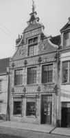 B034989