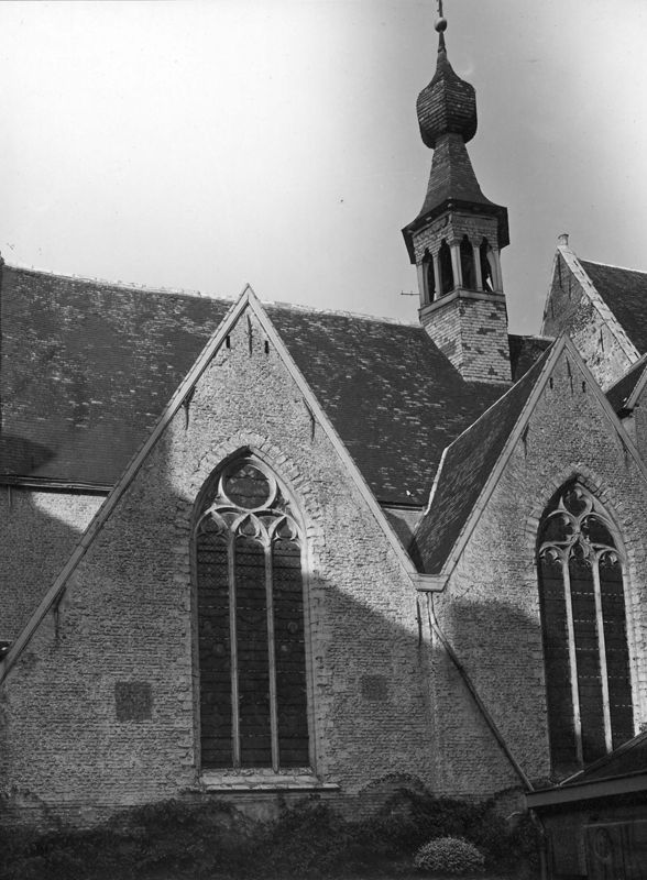 O.-L.-Vrouwekapel van het St.-Elisabethgasthuis (nu Elzenveld)