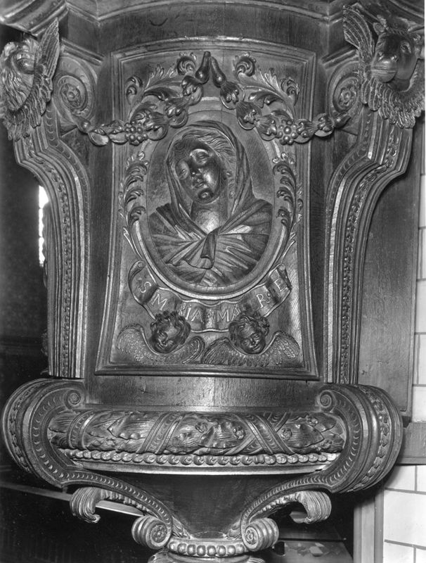 chaire de vérité / Eglise Saint-Jean-Baptiste[Verviers]