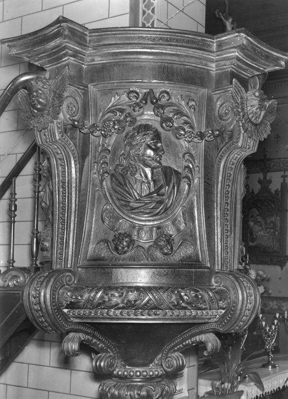 chaire de vérité / Eglise Saint-Jean-Baptiste[Verviers]