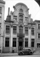B036808