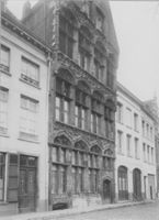 B037277