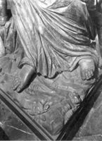B037827