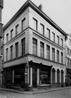 B038034