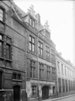 B038097