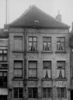 B038112
