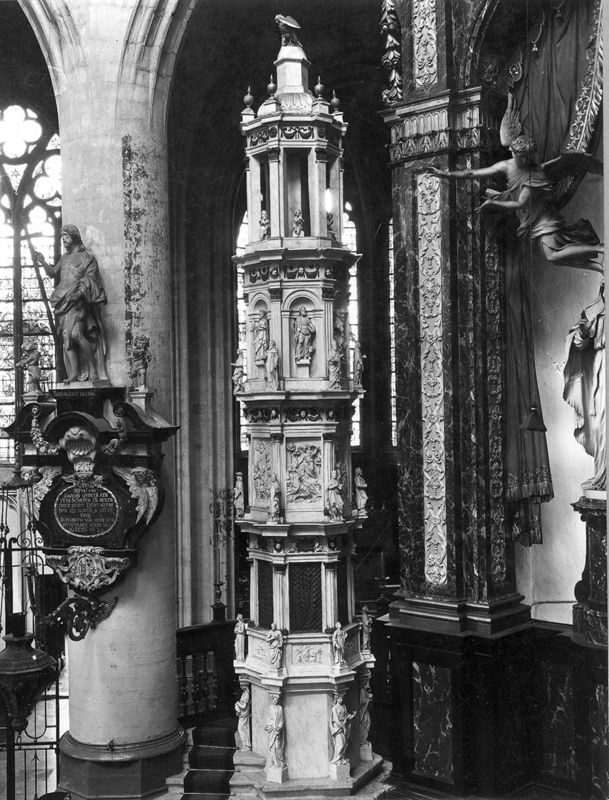 tour du Saint-Sacrement / Kerk Sint-Sulpitius en Dionysius[Diest]