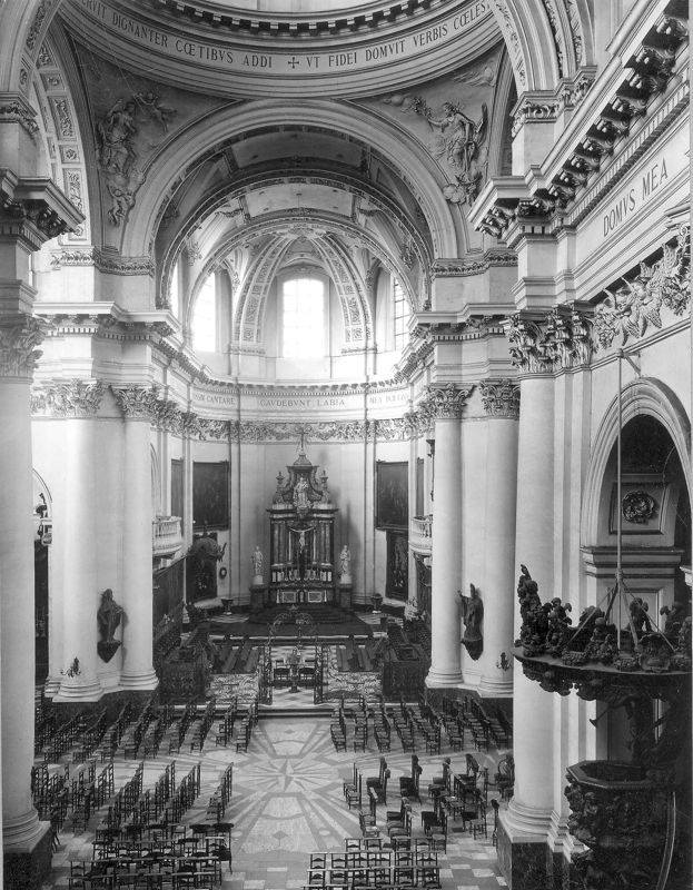 cathédrale / Cathédrale Saint-Aubain