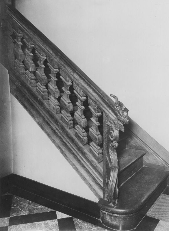 départ d'escalier / Maison Ghequière