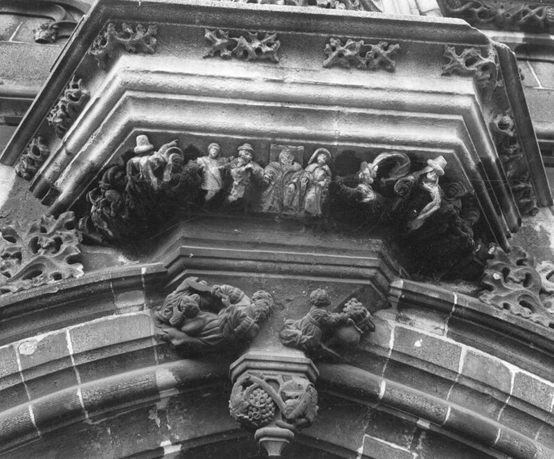 corbeau[support] / Stadhuis[Oudenaarde]