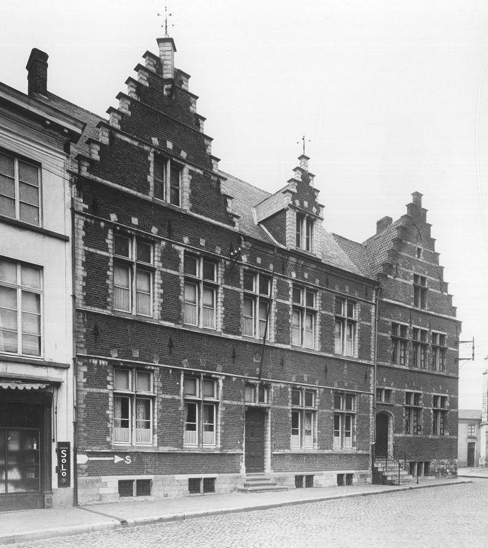 cure[bâtiment] / Bouwwerk[Oudenaarde]