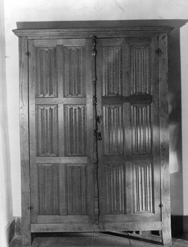 garde-robe / Château fort et musée d'art[Fondation van der Burch]