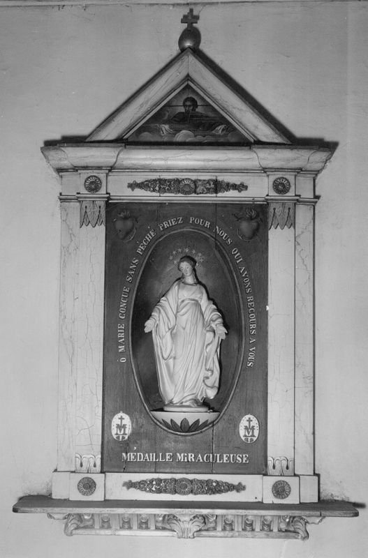 autel[chrétien] / Hospice d'Harscamp[Ancien couvent des Récollets Franciscains]