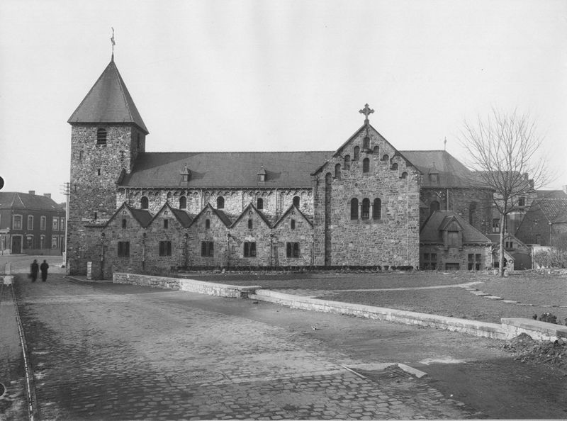 église paroissiale / Eglise Saint-Pierre[Andenelle]