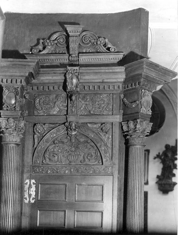 tambour de porte / Eglise Saint-Antoine[Liège]