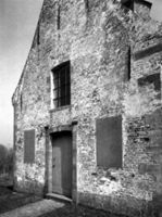 B042899
