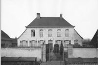 B042955