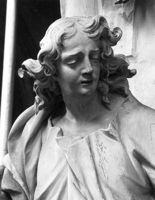 B043046