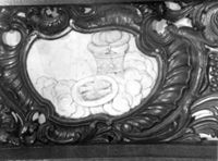 B044077