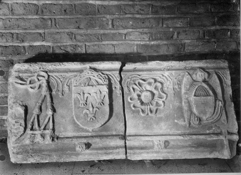 Fragment de linteau