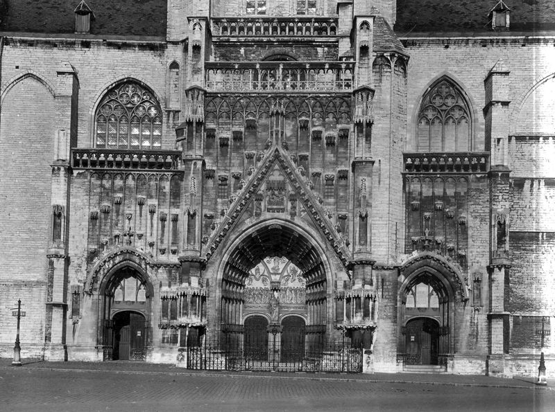 église de pèlerinage / Kerk O.L.Vrouw ten Poel