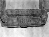 B044819