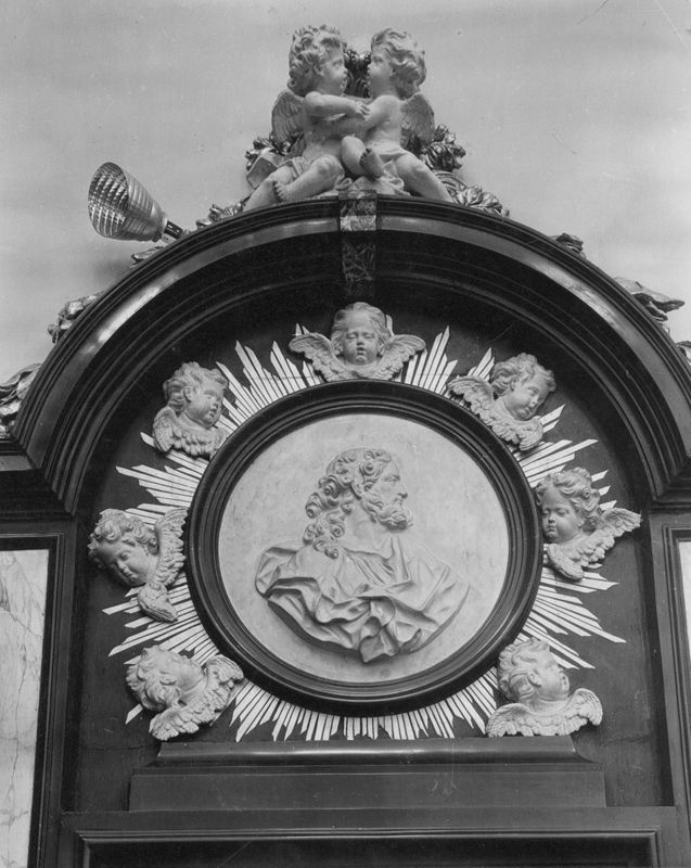 porte intérieure / Eglise Saint-Jean l'Evangéliste[Liège]
